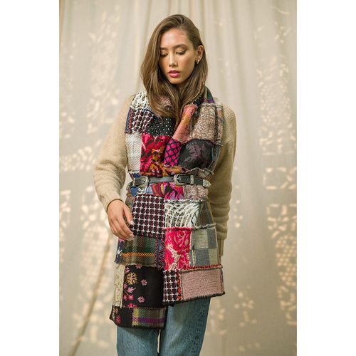 Cachecol feminino em tricot patchwork
